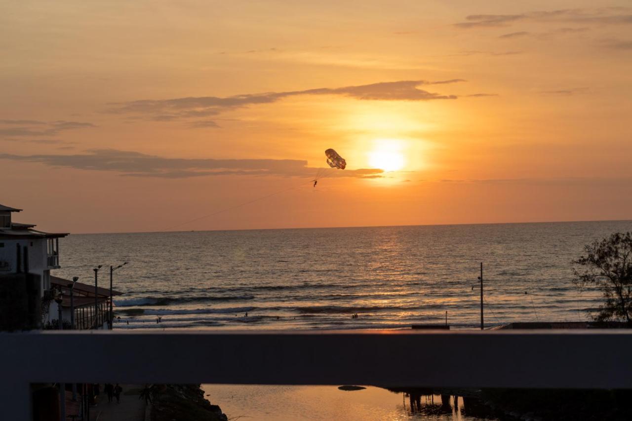 Hotel Sol Y Playa Montañita Kültér fotó