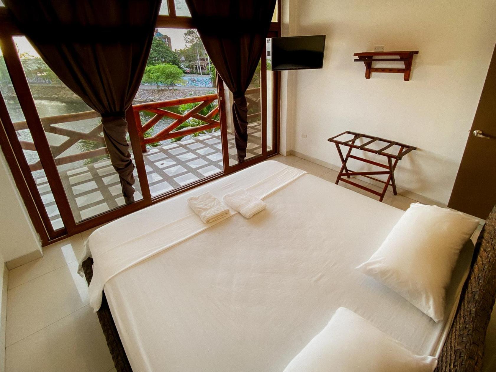 Hotel Sol Y Playa Montañita Kültér fotó